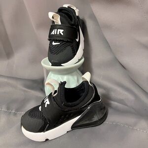Baby size 5c Nike air max black and white slip on preowned excellent condition.